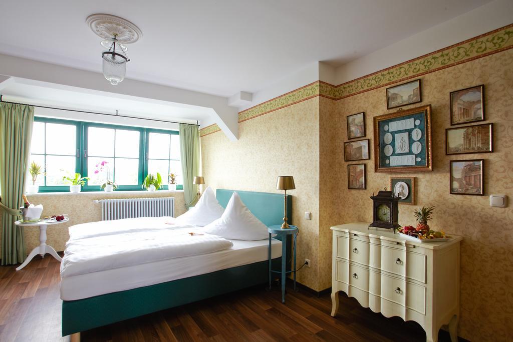 Gastwirtschaft & Hotel Hallescher Anger 나움부르크 외부 사진